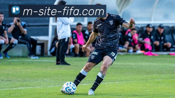 五人足球赛精彩回顾与战术分析共同见证激情与团队合作的魅力